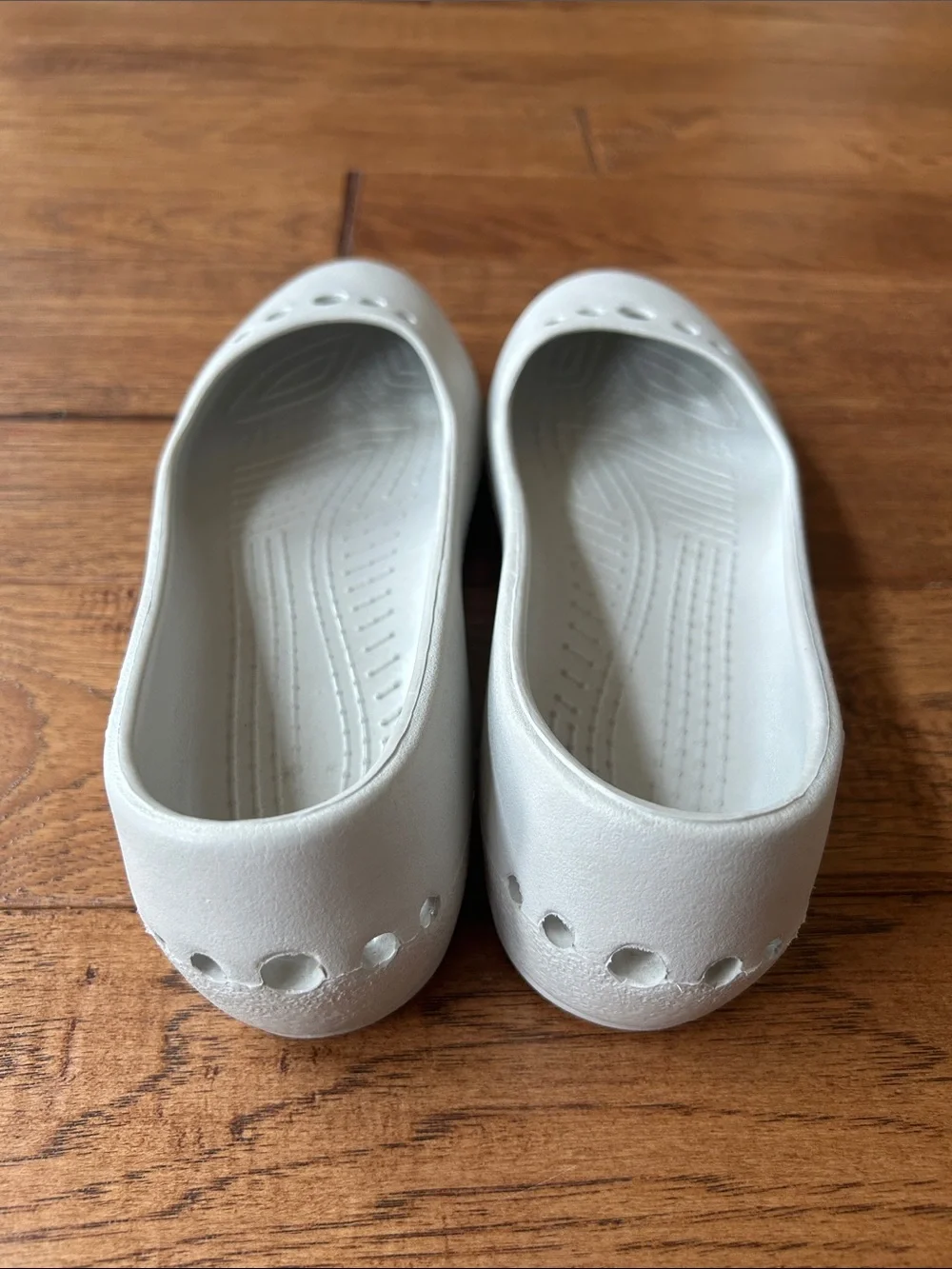 Crocs Prima Ballerina Ballet Flats Slip On Comfort Shoes Light Gray Size 8